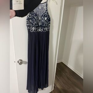 Elegant Navy Blue Evening Gown